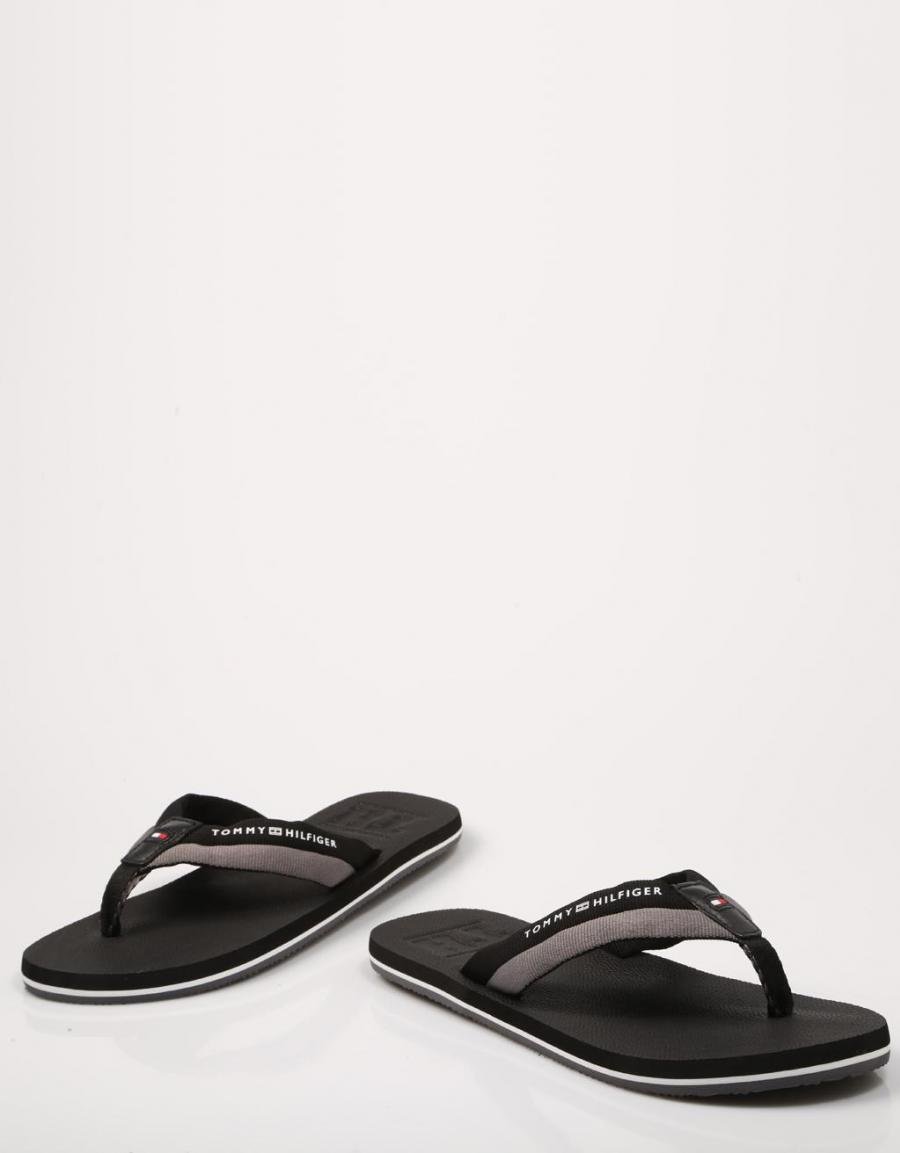 TOMMY HILFIGER Embossed Th Beach Sandal Negro
