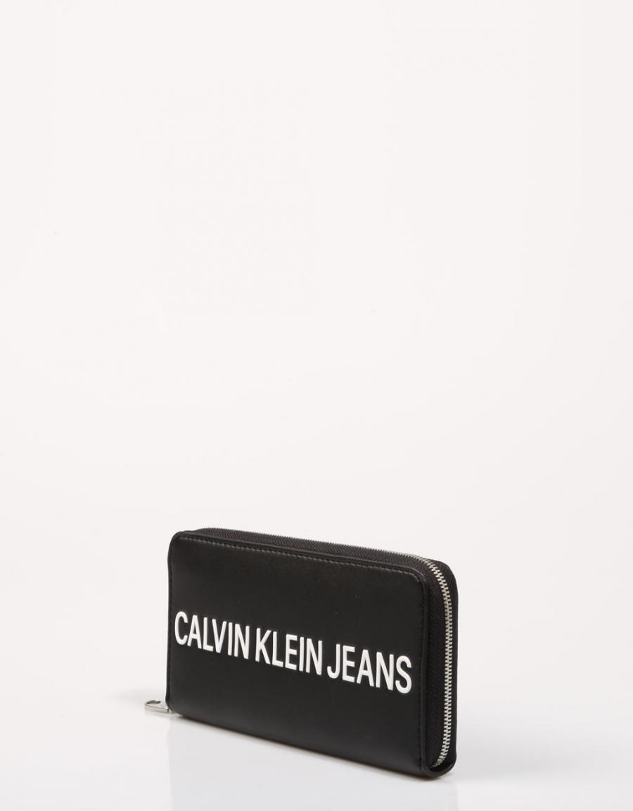 CALVIN KLEIN Sculpted Zip Around Black