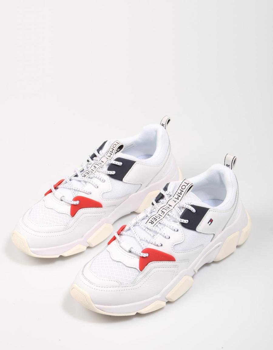 TOMMY HILFIGER Wmn Chunky Mixed Textile Trainer Blanco