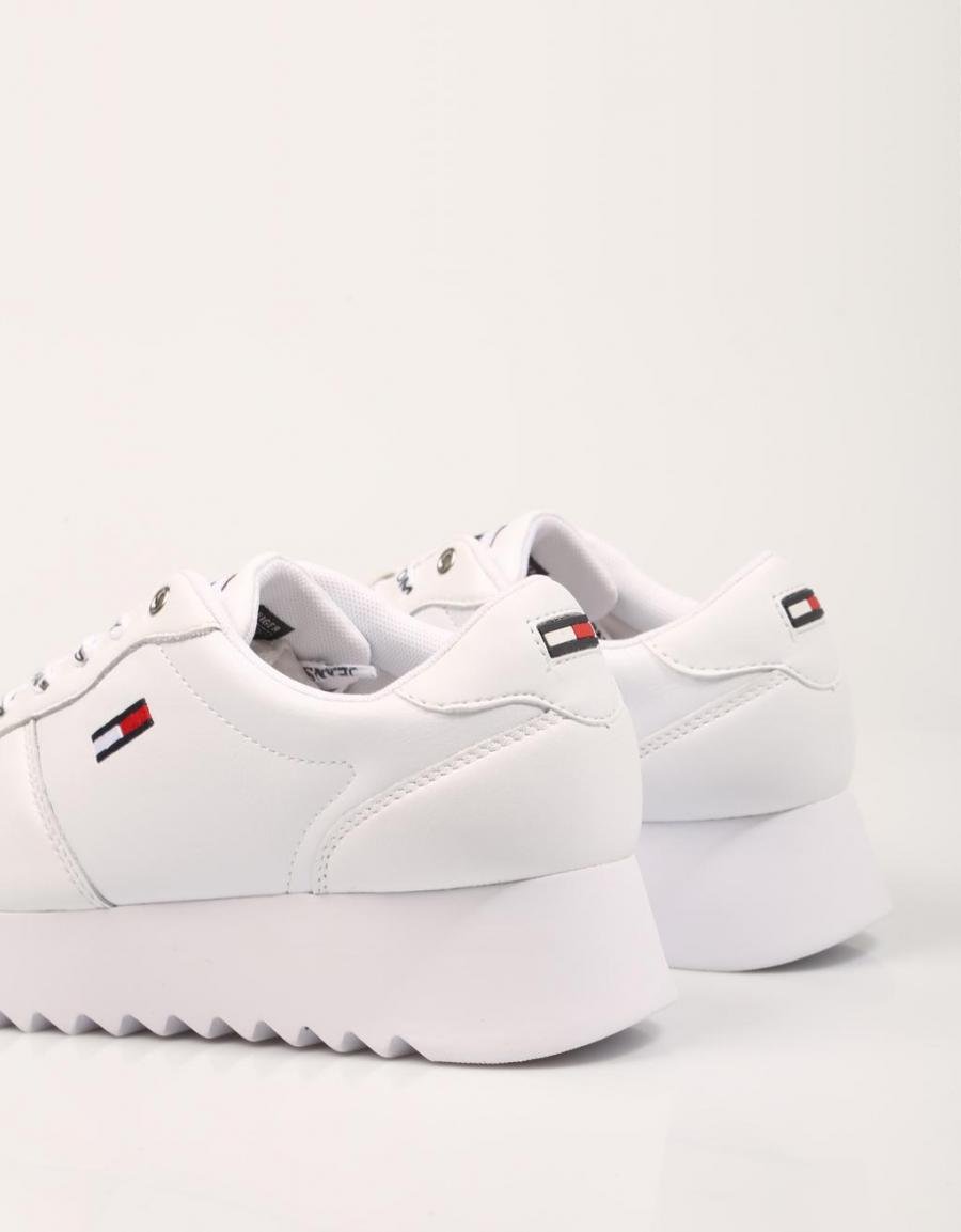 TOMMY HILFIGER High Cleated Leather Sneaker Blanco
