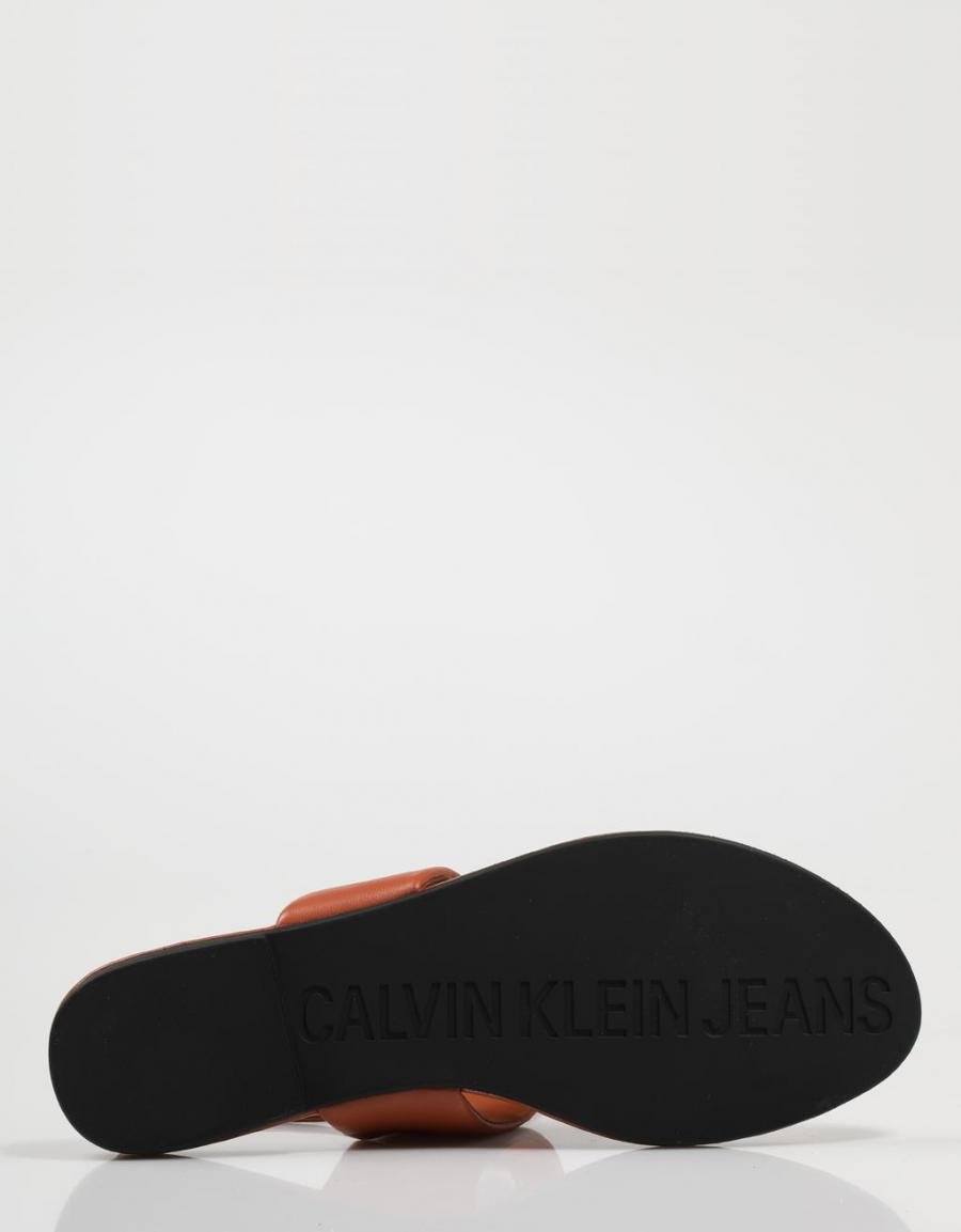 CALVIN KLEIN Flat Tan