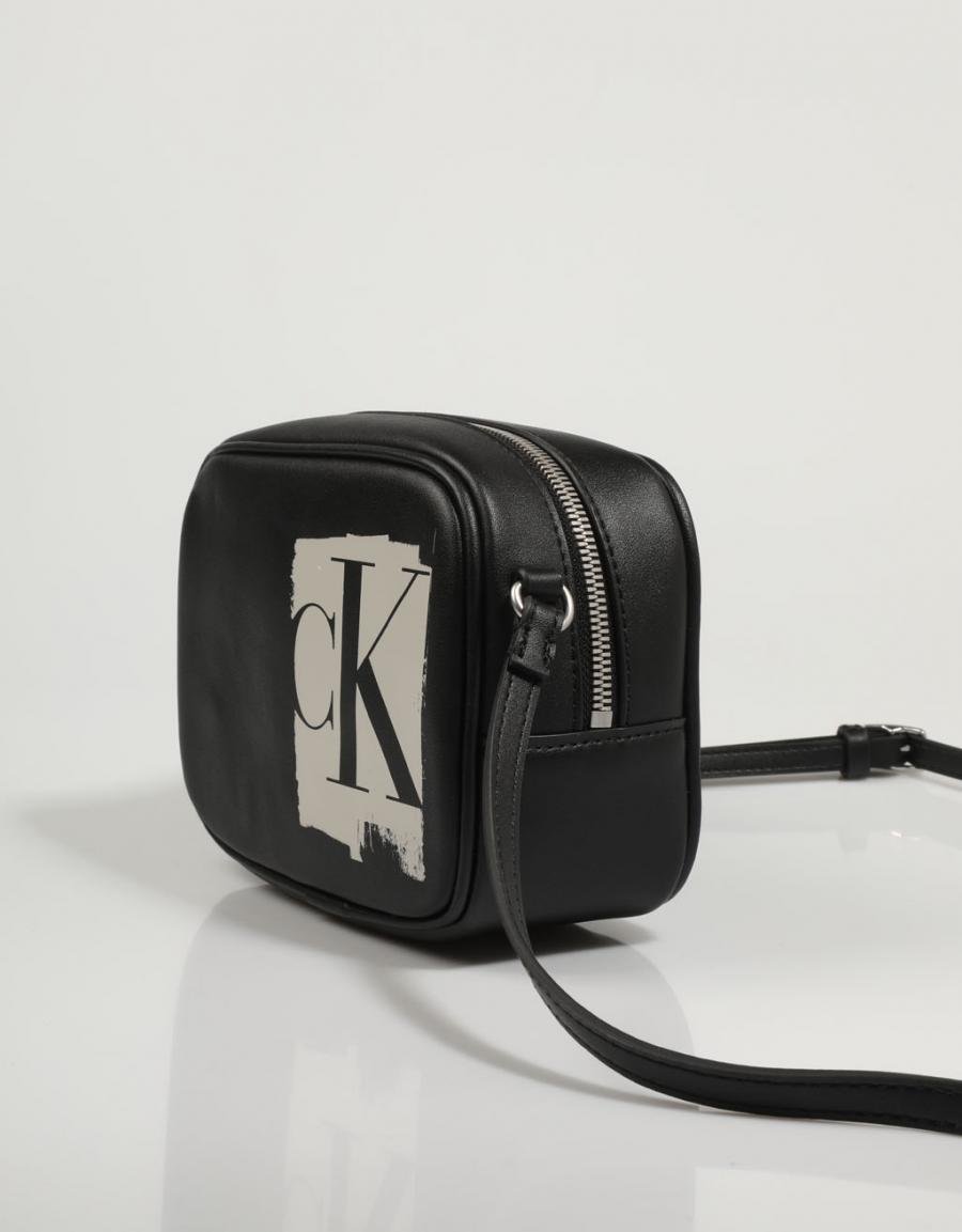 CALVIN KLEIN Sculpted Camera Bag20 Ck Box Noir