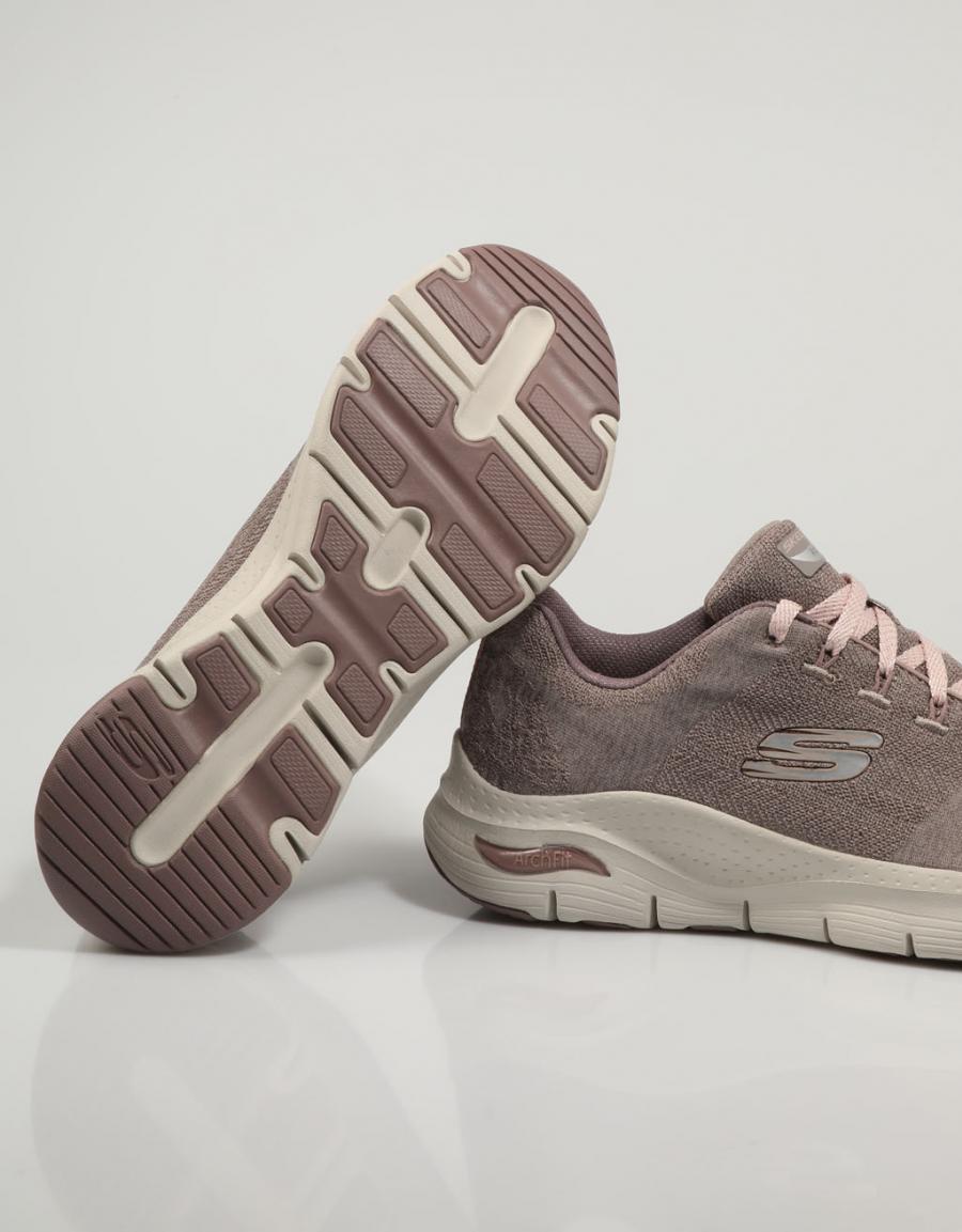 SKECHERS 149414  Arch Fit  Comfy Taupe
