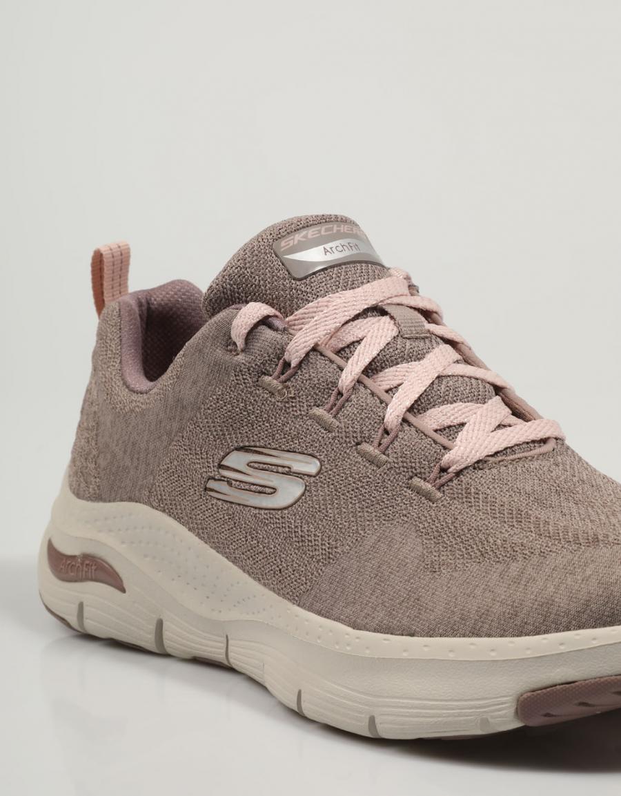 SKECHERS 149414  Arch Fit  Comfy Taupe
