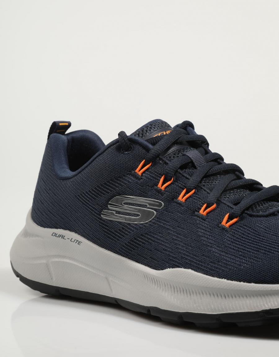 SKECHERS 232519  Relaxed Fit Equalizer Navy Blue