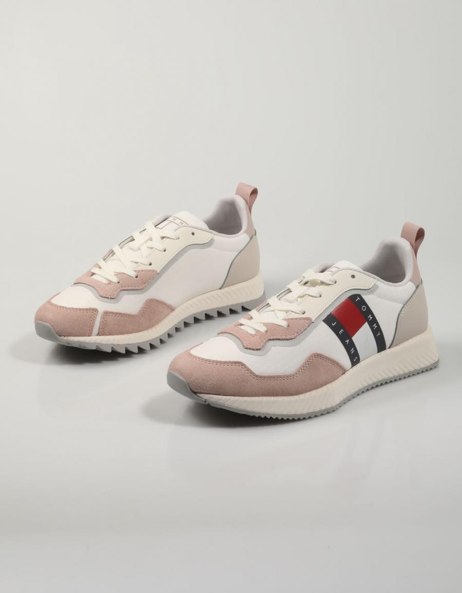 TOMMY HILFIGER Tommy Jeans Track Cleat Wmn Beige
