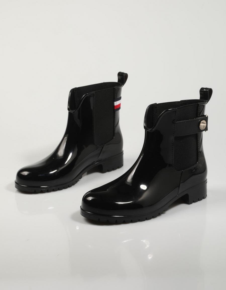 TOMMY HILFIGER Ankle Rainboot With Metal Detail Black