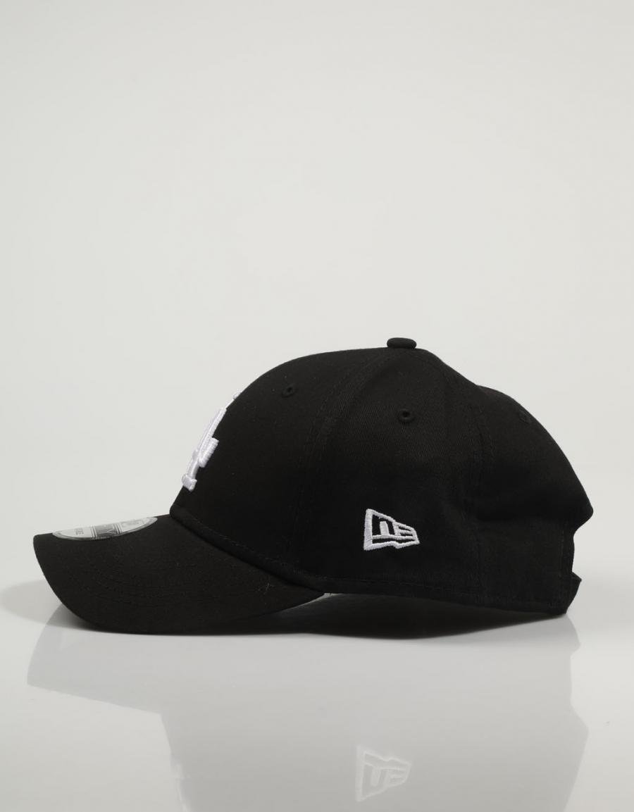 NEW ERA League Essential 9forty Negro