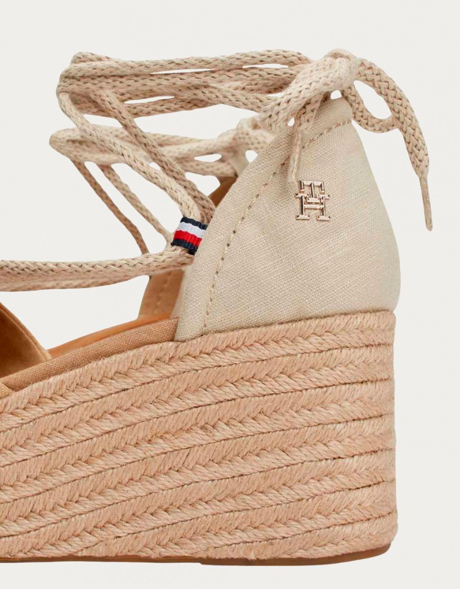 TOMMY HILFIGER Closed Beige