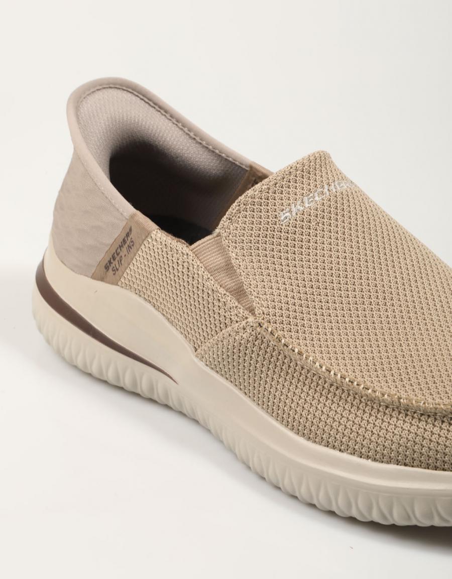 SKECHERS Slip Ins Delson 3 0 Cabrino Taupe