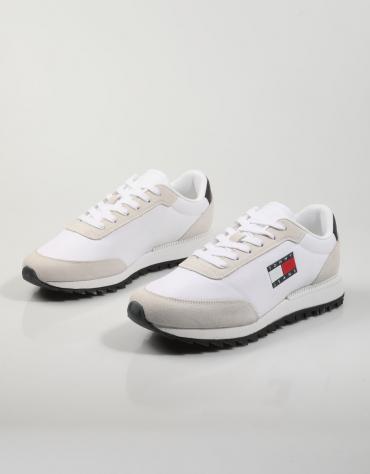 SNEAKERS TOMMY JEANS RETRO EVOLVE