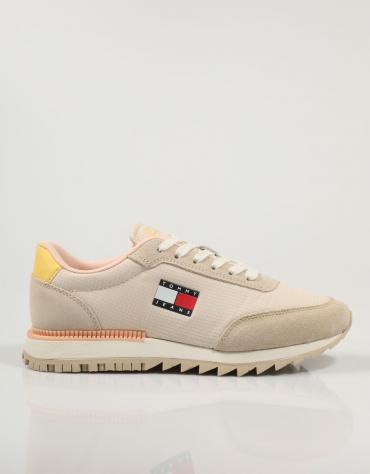 TOMMY JEANS RETRO EVOLVE WMN Beige