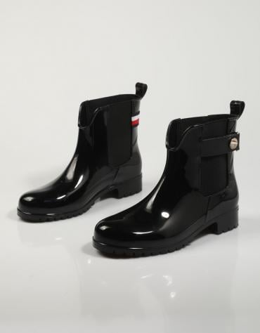 BOTTINES ANKLE RAINBOOT WITH METAL DETAIL