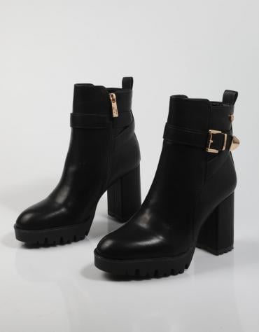 ANKLE BOOTS 140582