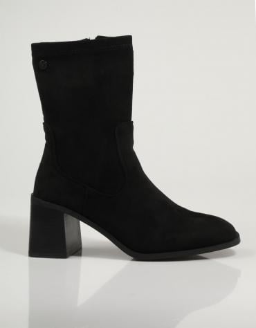 ANKLE BOOTS 140485