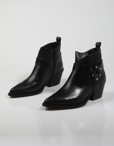 ANKLE BOOTS 2557 17