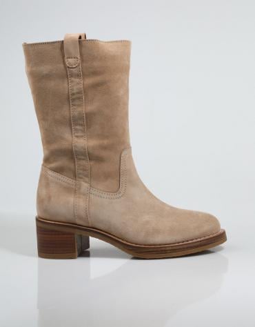 BOOTS 2616 11