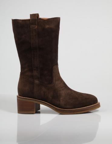 BOOTS 2616 11