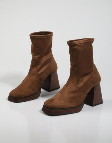 ANKLE BOOTS 2193