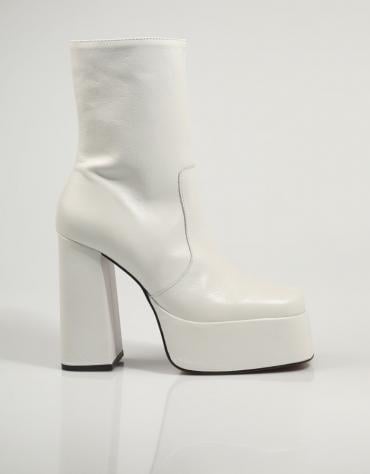 ANKLE BOOTS 8588