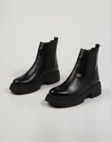 ANKLE BOOTS 8407