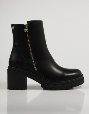 ANKLE BOOTS 141538
