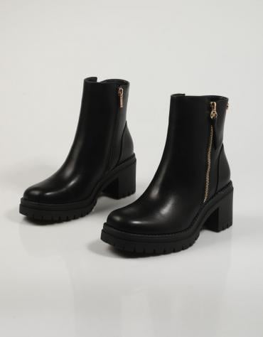 ANKLE BOOTS 141538
