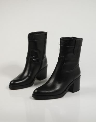 ANKLE BOOTS 2392 17