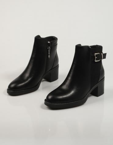 ANKLE BOOTS MONNA 01 25738